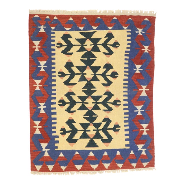 Vintage Persian Shiraz Kilim Rug - 03'01 X 03'10 For Sale