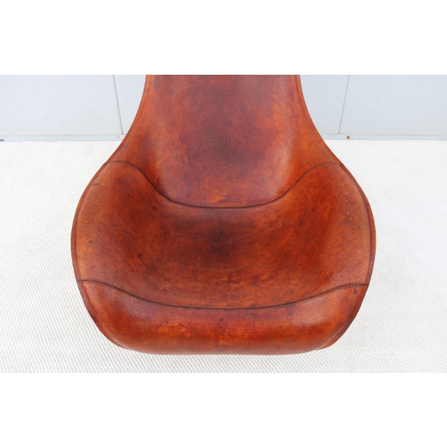 Antonio Citterio for B&b Italia Patinated Cognac Leather Mart Swivel Armchair For Sale - Image 16 of 18