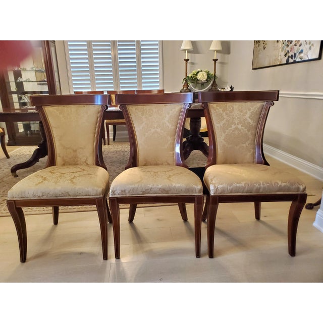 Hollywood Regency John Widdicomb Set of 8 Pristine Klismos Dining Room Chairs With Gold Satin Damask For Sale - Image 3 of 12