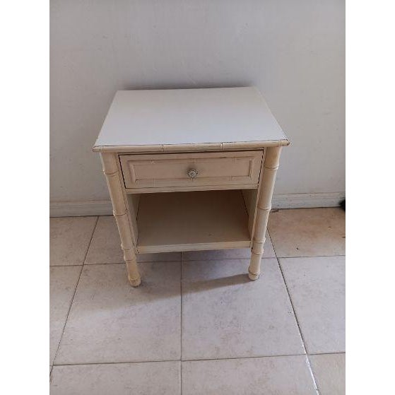 Vintage Hollywood Regency Style Nightstand One Drawer For Sale - Image 4 of 8