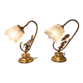 Florentine Table Lamps with Gold-Colored Metal Frames and Frosted Relief Glass Shades, 1970s, Set of 2 For Sale