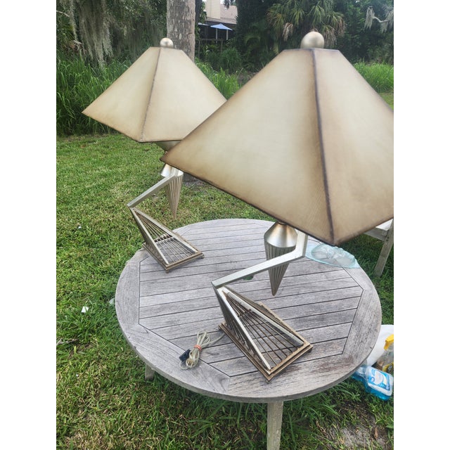 Majestic Lamp Company 1950s Mid-Century Modern Atomic Brutalist Majestic Lamp Set ~ Original Fiberglass Shades For Sale - Image 4 of 18