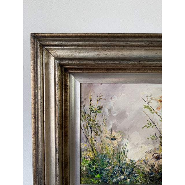 1980's Vintage Floral Still Life Oil Painting on Masonite Board - Framed For Sale In Miami - Image 6 of 11