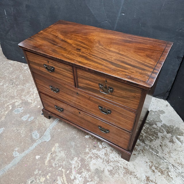 Late 19th Century Mahogany Oak Lined 2 Over 2 Drawers Georgian Chest For Sale - Image 15 of 16