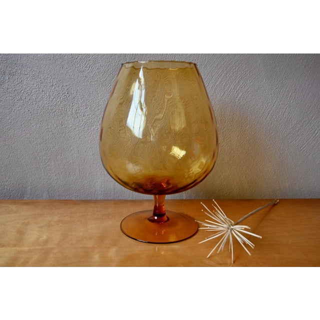 1960s Italian Glass Coupe from Empoli, 1960s For Sale - Image 5 of 5