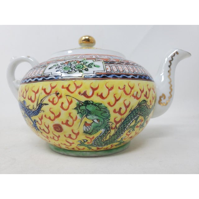 Vintage Teapot - Yellow Famille Rose With Dragons - Hong Kong - China For Sale - Image 9 of 11