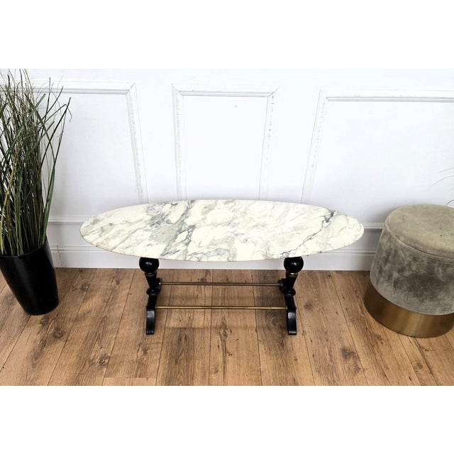 White Mid-Century Modern Italian Coffee Table in Carved Walnut with Oval White Marble Top, 1950s For Sale - Image 8 of 9