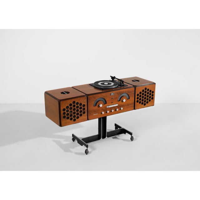 Mid-Century Modern Brown Model RR126 Radio by Achille and Pier Giacomo Castiglioni for Brionvega, 1980s For Sale - Image 3 of 17