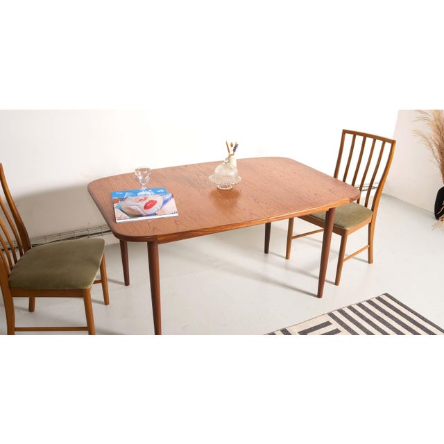 Vintage Scandinavian Style Extendable Dining Table from G-Plan, 1960s For Sale - Image 3 of 16