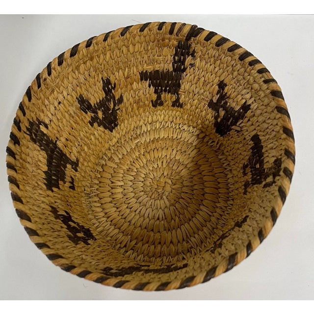 Mid 20th Century Vintage American Indian Tohono O'Odham Papago Hand Woven Pictorial Basket For Sale - Image 5 of 7