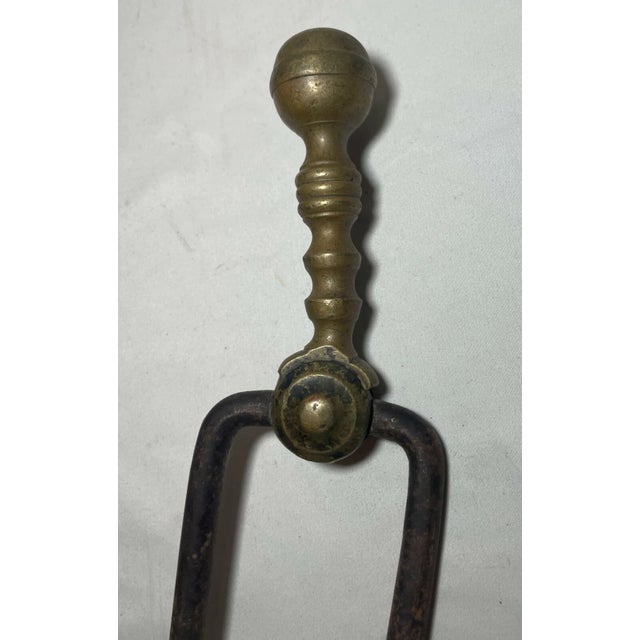 English Antique 18th Century Wrought Iron Turned Brass English Fireplace Tongs Tool For Sale - Image 3 of 8