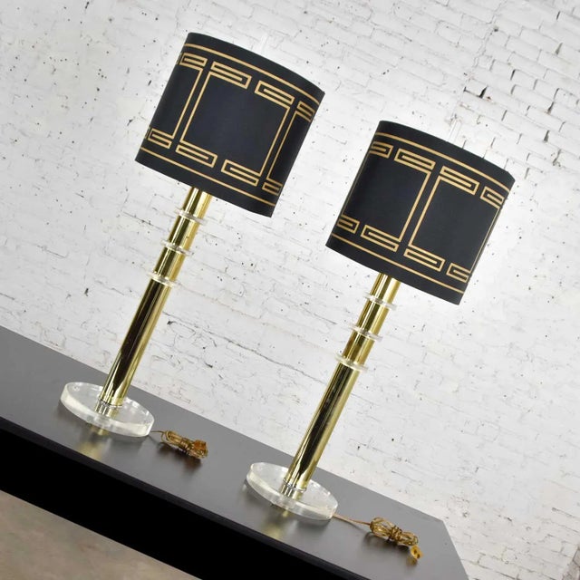 1970s Modern Hollywood Regency Lamps Lucite & Brass Plate Black With Shades Style Karl Springer - A Pair For Sale - Image 6 of 16