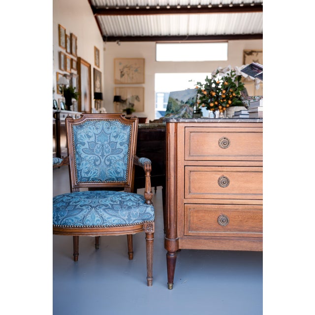 French 19th Century French Louis XVI Marble-Top Commode For Sale - Image 3 of 7