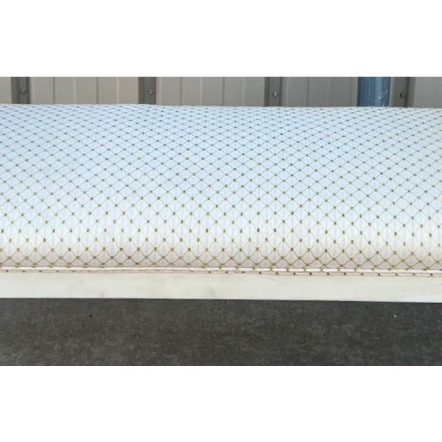 1970s Italian Neo-Classical Style Painted Bench / Ottoman For Sale In Atlanta - Image 6 of 8