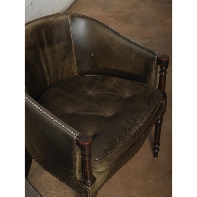 Neoclassical Pair of Vintage Green Leather Barrel Chairs With Turned Wood Legs Nailhead Trim For Sale - Image 3 of 6
