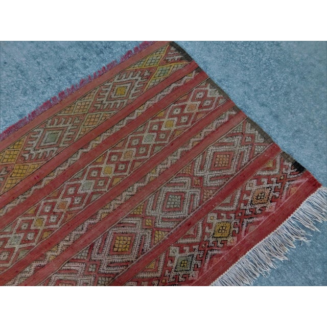 Textile 1960s Vintage Mid-Century Flatwoven Moroccan Kilim Rug 3'x 5'10" For Sale - Image 7 of 13