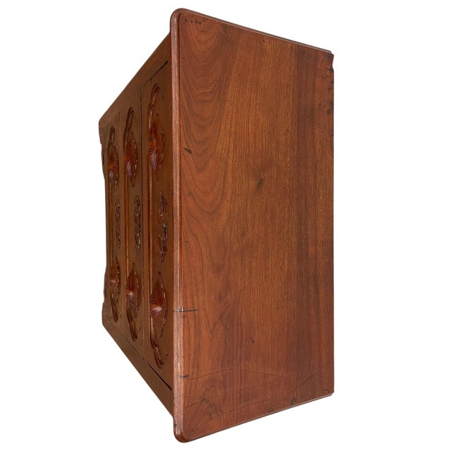 Brown 1970s French Provincial Style Three-Drawer Chest With Carved Leaf Motifs and Dovetail Joinery For Sale - Image 8 of 9