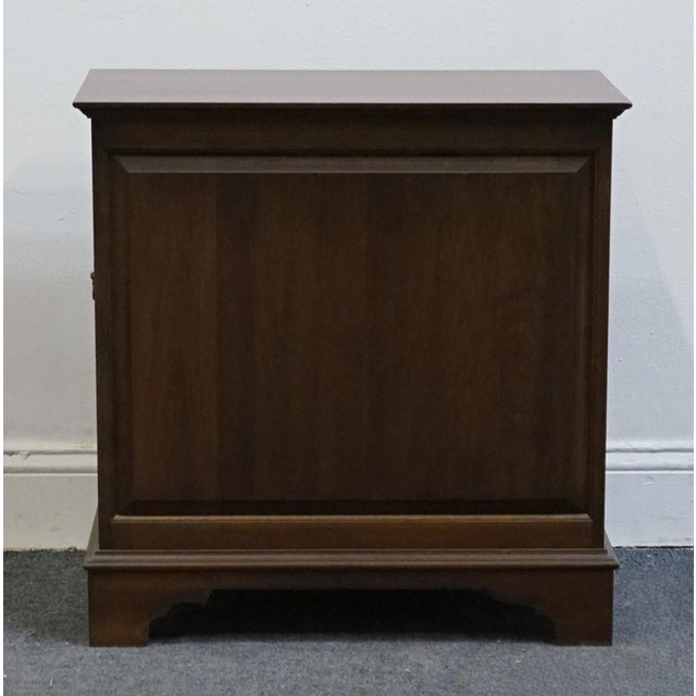Pennsylvania House Solid Walnut Traditional Style 23" Chairside Chest / Accent End Table For Sale - Image 11 of 12