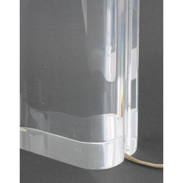 Late 20th Century Modern Clear Acrylic and Chrome Table Lamps, Pair For Sale - Image 5 of 6