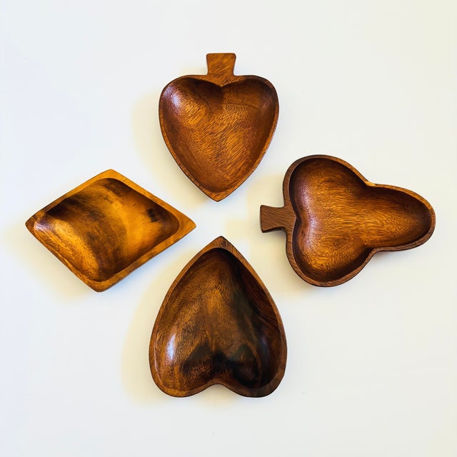 Mid-Century Modern Mid Century Wood Card Suit Dishes - Set of 4 For Sale - Image 3 of 12