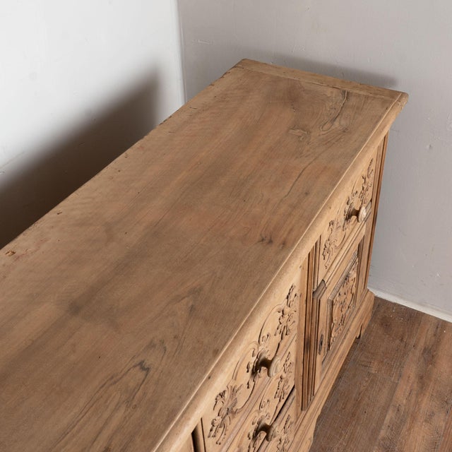 Wood 19th Century French Bleached Oak Sideboard Buffet With 14 Drawers For Sale - Image 7 of 18