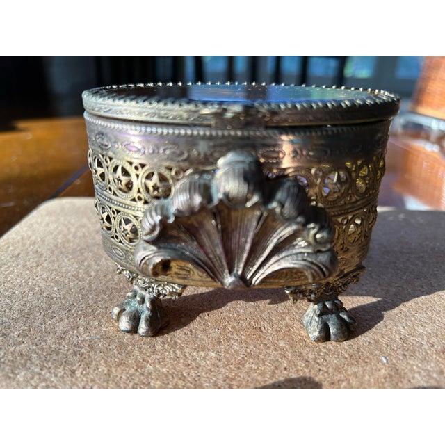 1950s Vintage Gold Filigree and Glass Box For Sale - Image 5 of 7