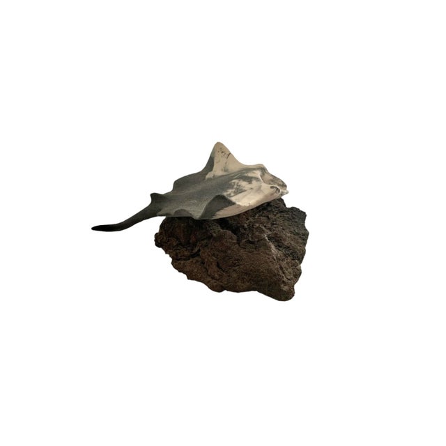 Late 20th Century Nautical Stone Stingray Sculpture on Lava Rock, Signed & Numbered, 12.5"w For Sale In Tulsa - Image 6 of 11