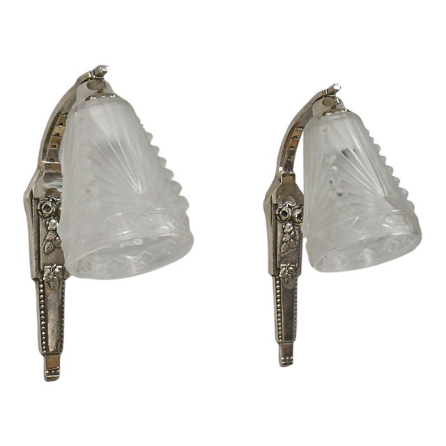 Schneider Pair of French Art Deco Floral Nickel Bronze Wall Sconces - 1930s For Sale