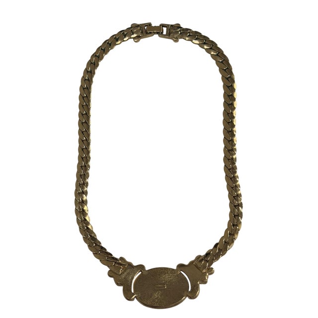 This is the perfect vintage necklace to make a statement in! Dressed up to the 9’s or with a pair of jeans and white...