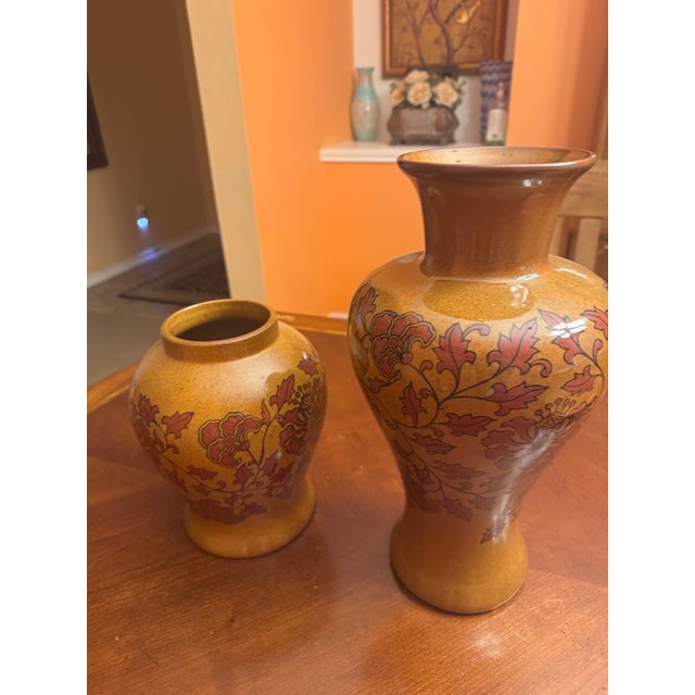 Urn/ vases