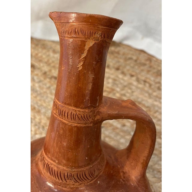 Early 20th Century Authentic Vintage Handmade African (Ethiopian) Red Jebena - Traditional Clay Coffee Pot For Sale - Image 5 of 9