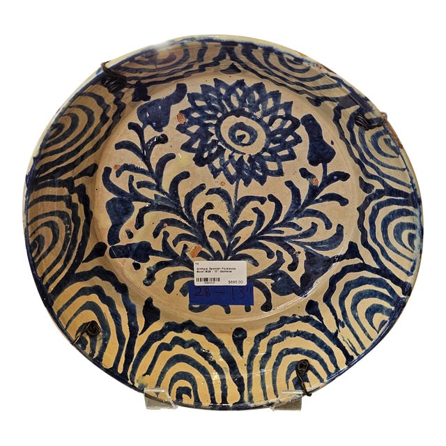 Mid 19th Century Spanish Ceramic Fajalauza Bowl From Granada For Sale