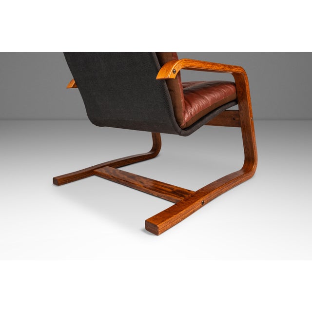 Mid-Century Scandinavian Modern Bentwood Lounge Chair in the Manner of Ingmar Relling, Scandinavia, C. 1980s For Sale - Image 9 of 18