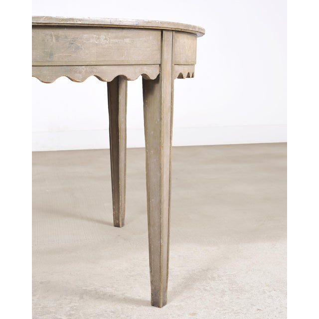 19th Century Venetian Painted Center Table With Scalloped Apron For Sale - Image 16 of 18