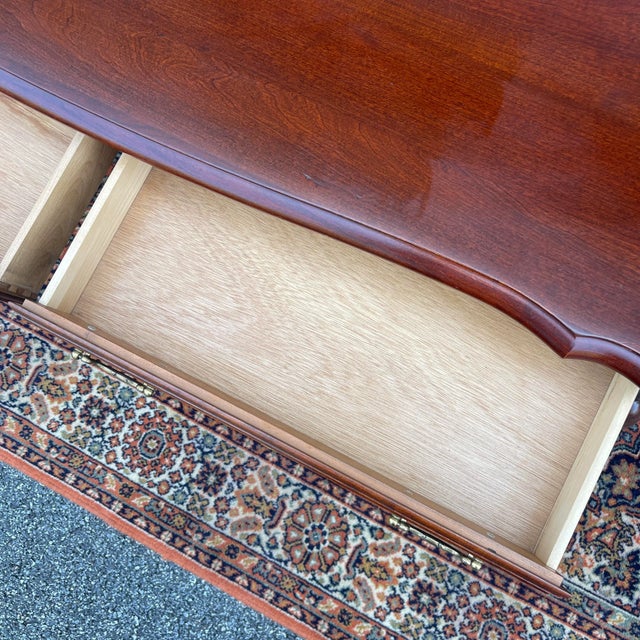 Pennsylvania House 1990s Pennsylvania House Traditional Queen Anne Solid Cherry 2 Drawer Console or Sofa Table For Sale - Image 4 of 12