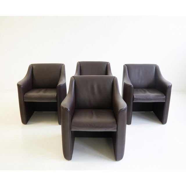 Very good overall condition. Original buffalo leather. This piece has an attribution mark, I am sure that it is completely...