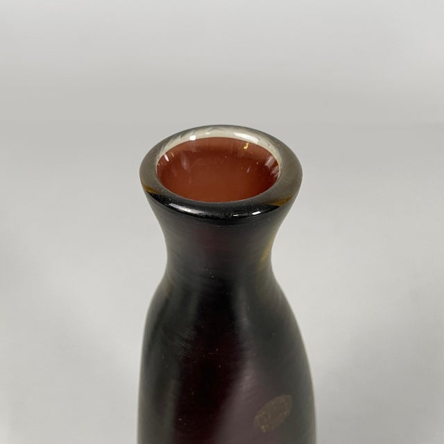 1990s Italian Modern Red and Gray Murano Glass Bottles with Caps attributed to Venini, 1990s, Set of 2 For Sale - Image 5 of 17