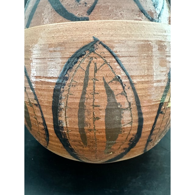 Studio Pottery Lidded Jar - Tonto Clay, Hand-Thrown For Sale - Image 4 of 10