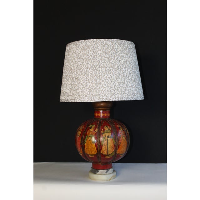 Traditional Early 20th Century Bombay Style Hand Decorated Lamp For Sale - Image 3 of 10