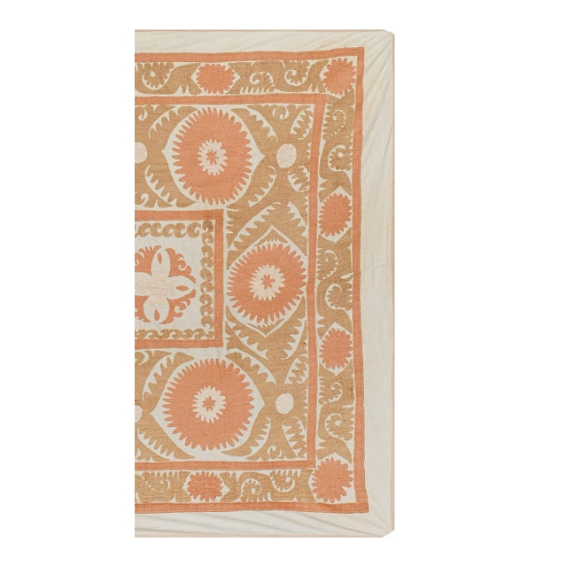 1960s Vintage Neutral Central Asian Suzani Textile, Wall Hanging Tapestry For Sale - Image 5 of 13