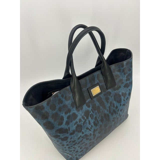 Mid 20th Century Dolce & Gabbana Blue Leopard Print Coated Canvas Tote For Sale - Image 9 of 11