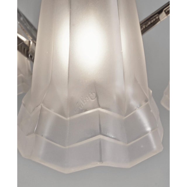 Degue French Art Deco Stepped Geometric Frosted Glass Chandelier - 1930s For Sale - Image 6 of 11