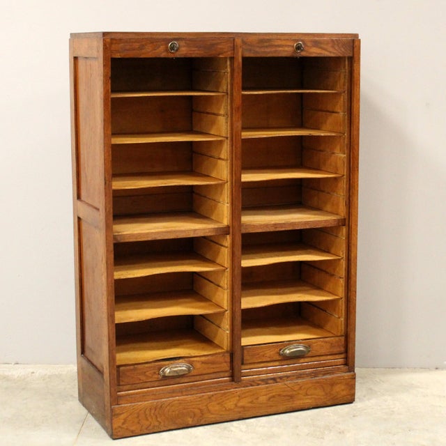 1930s Vintage Filing Cabinet in Oak, 1930s For Sale - Image 5 of 11