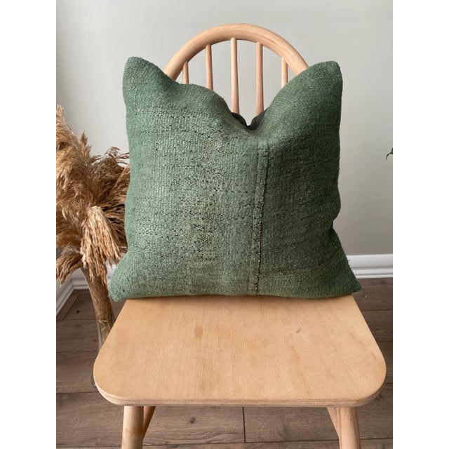 ColorReform Please note this listing is for the pillow cover only Feet: 1.8x.1.8 Cm: 50x50 Inc: 19.7x19.7 Material: 100%...