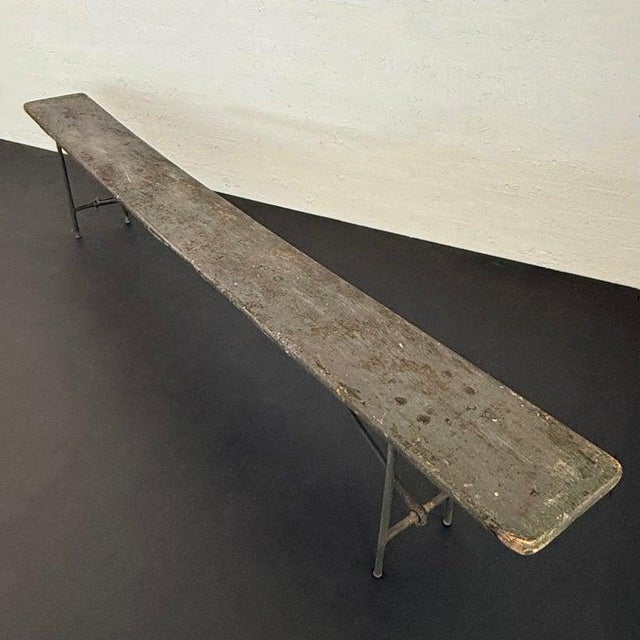 1940s Long Industrial Us Navy Folding Nautical Campaign Bench For Sale - Image 4 of 9