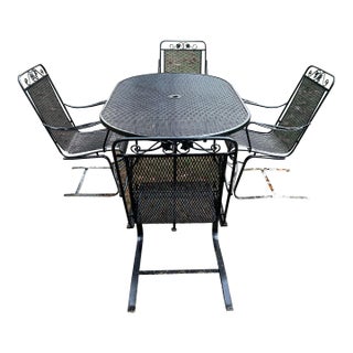 Beautiful Vintage Wrought Iron Woodard Patio Set Table and 4 Chairs, Attributed For Sale