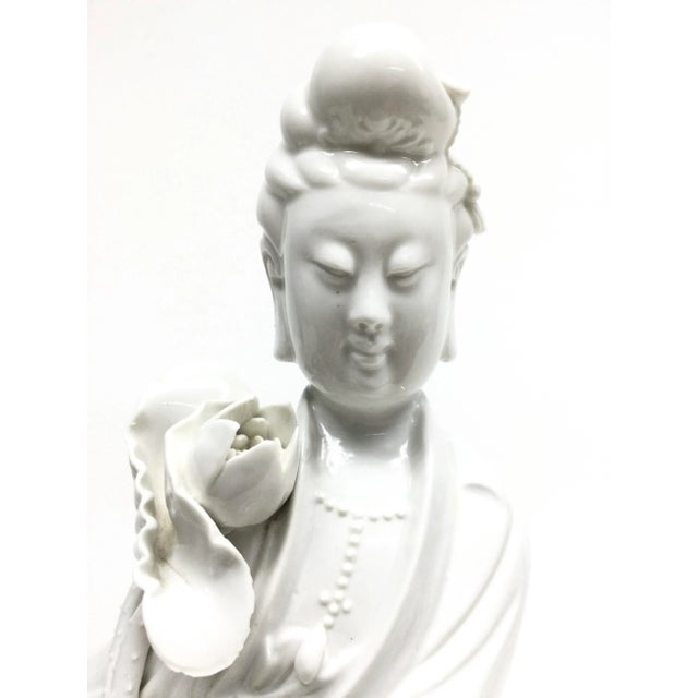 Vintage Chinese White Porcelain Guanyin For Sale - Image 4 of 13