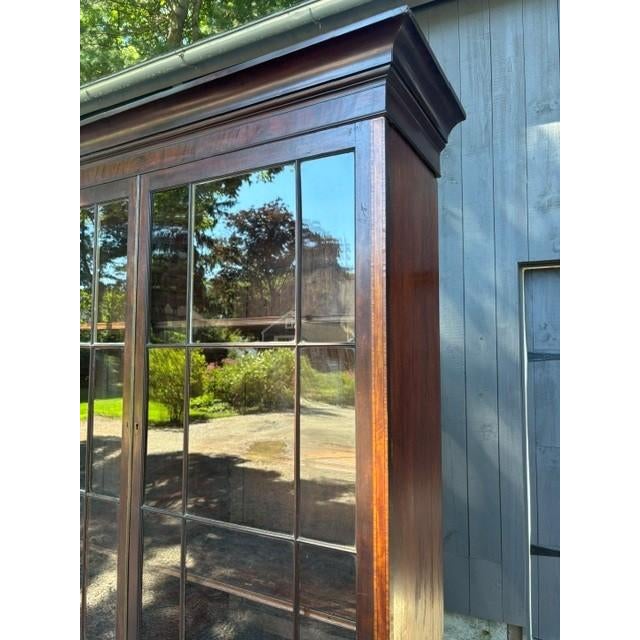 Mid Nineteenth Century Mahogany 3 Piece, Glass Library Bookshelf For Sale - Image 4 of 6