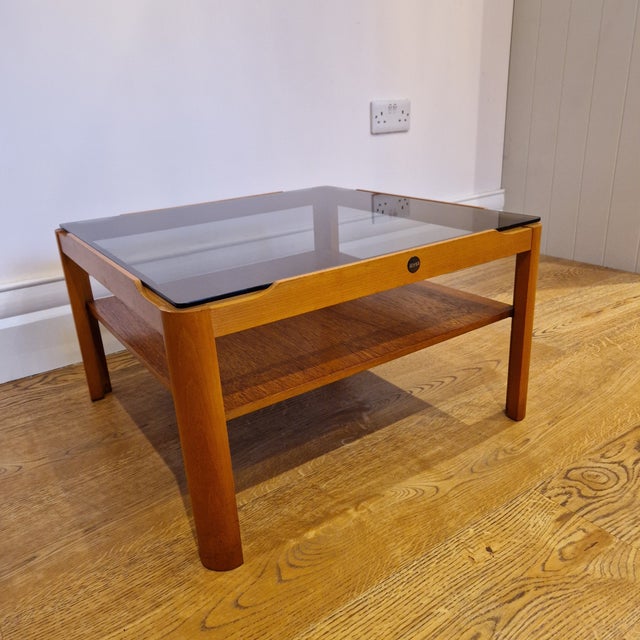 Mid-Century Modern Teak Coffee Table with Smoked Glass and Lower Shelf from Myer, 1960s For Sale - Image 6 of 9