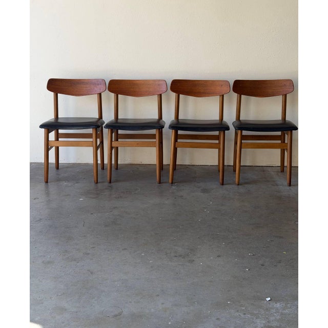 Set of 4 Danish Teak Dining Chairs With Black Leather Seats | Mid-Century Modern 1960s For Sale In Los Angeles - Image 6 of 11